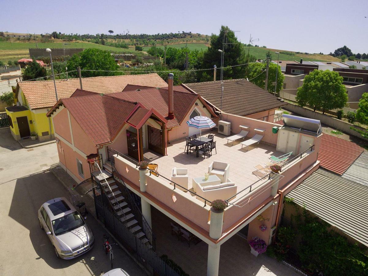 Casa Vacanze Un Tuffo Nel Blu Villa Matera Exterior photo